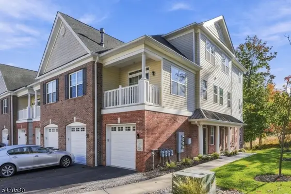 208 Autumn Ct, Little Falls Twp., NJ 07424
