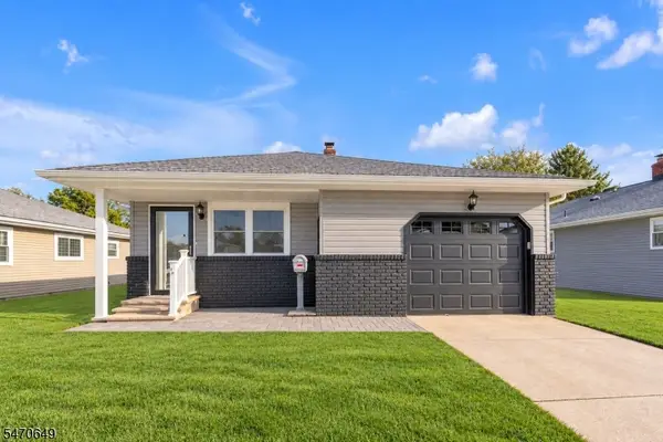16 Bolans Ct, Berkeley Twp., NJ 08757