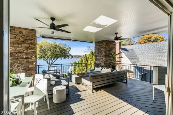 73 Castle Rock Rd, Jefferson Twp., NJ 07849