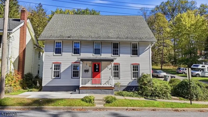 302 Market St, Belvidere, NJ 07823 - #2