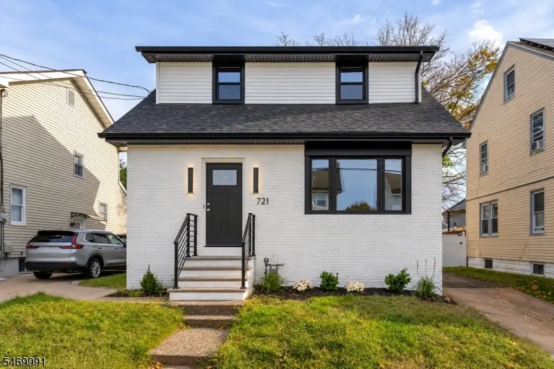 721 Bailey Ave, Elizabeth, NJ 07208 - #1