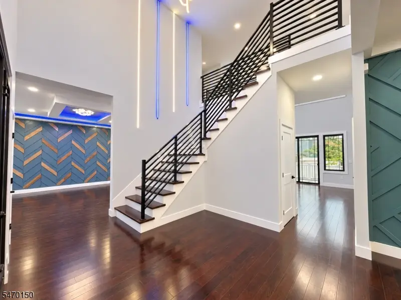 42 Milton Ave, Edison, NJ 08820 - #2