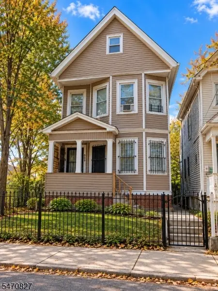 369 14th Ave, Newark City, NJ 07103