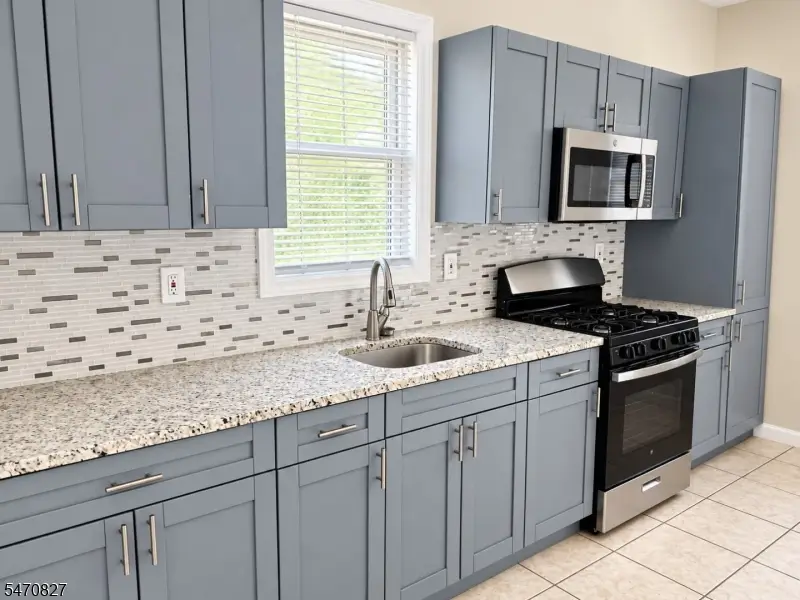 369 14th Ave, Newark, NJ 07103 - #3