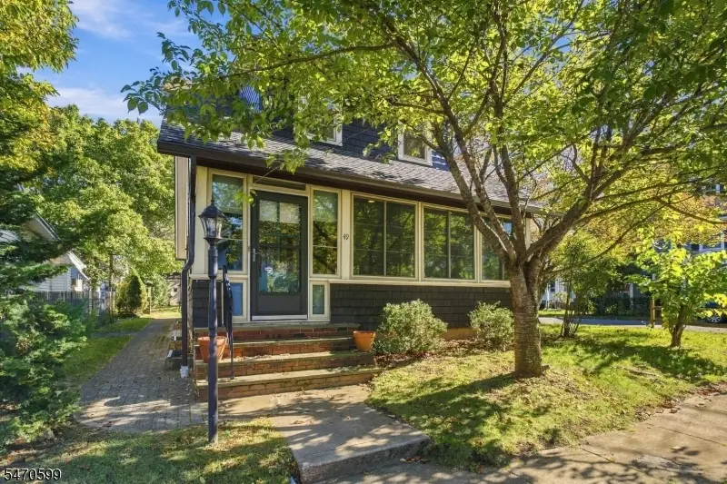 49 Franklin St, Franklin, NJ 08873 - #1