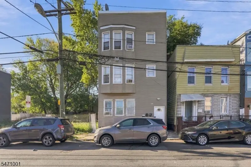 501 S 10th St, Newark, NJ 07103 - #1