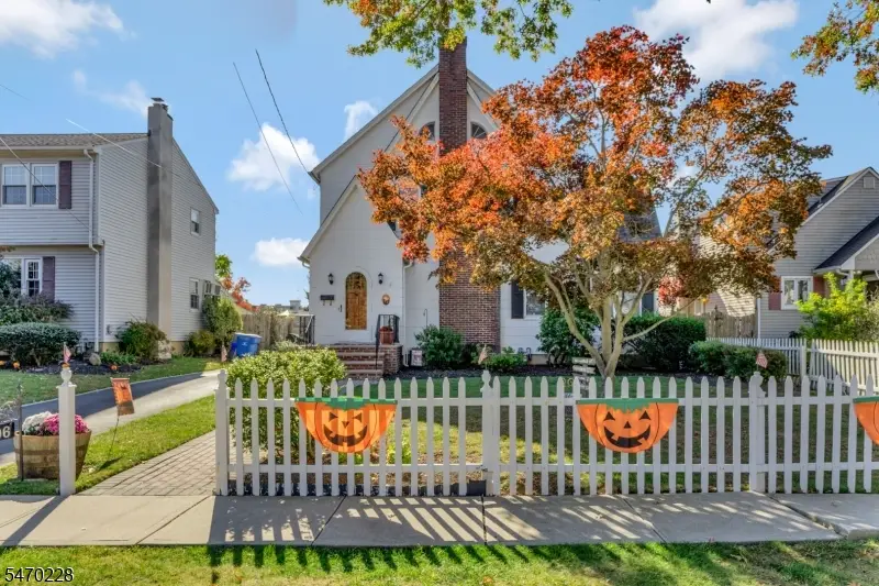 206 Walnut St, Middlesex, NJ 08846 - #3