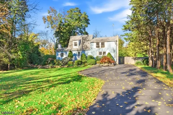 32 Vermont Ave, Franklin Twp., NJ 08823