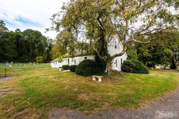 -926 Province Line Road, North Hanover, NJ 08051