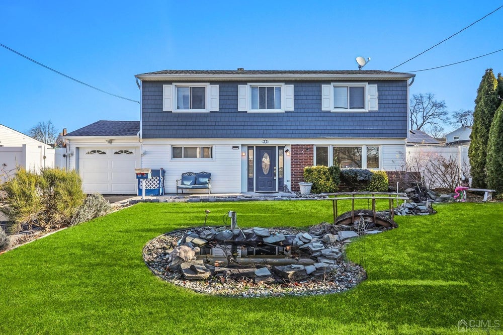 22 Farmbrook Drive, Old Bridge, NJ 08857 ERA