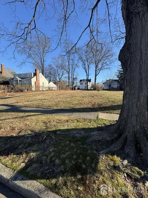 143 First Street, Dunellen, NJ 08812