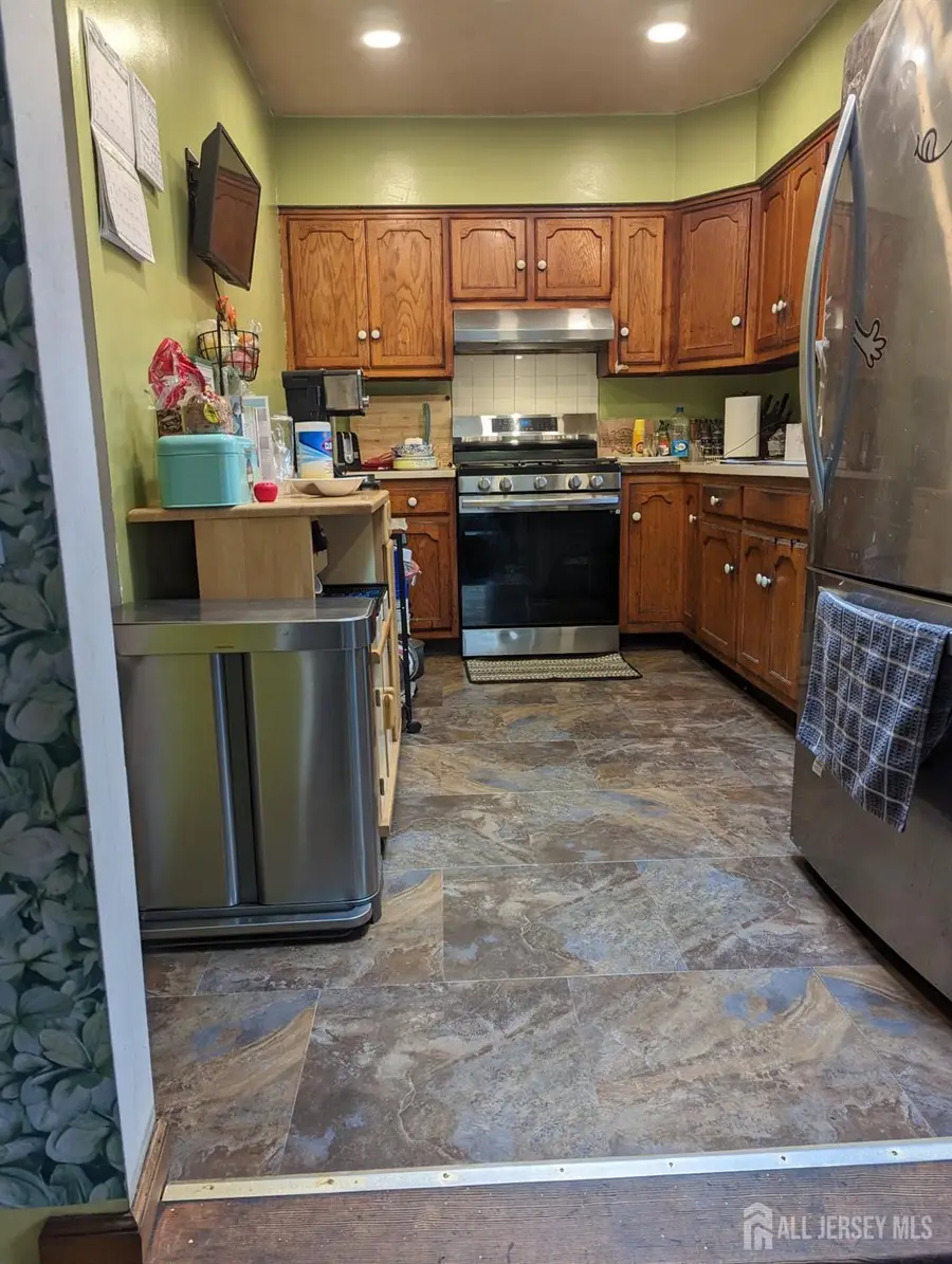 -784 New Durham Avenue, Edison, NJ 08817 - Image #2