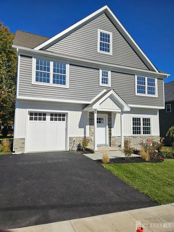 -351 Cobb Way, Avenel, NJ 07001