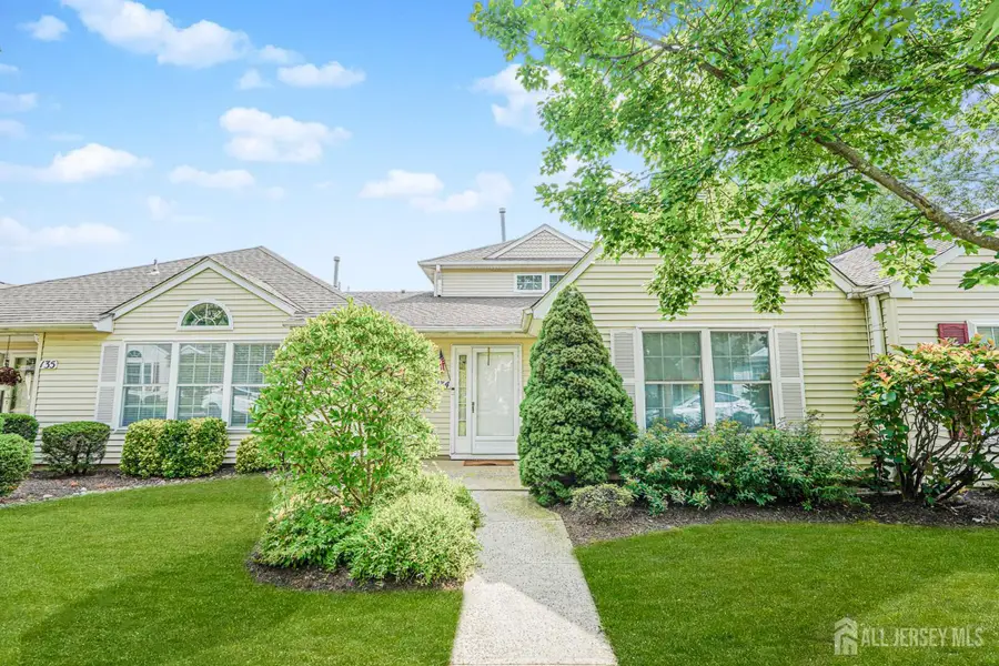 -134 Blackbird Drive, The Ponds, NJ 08831 - #2