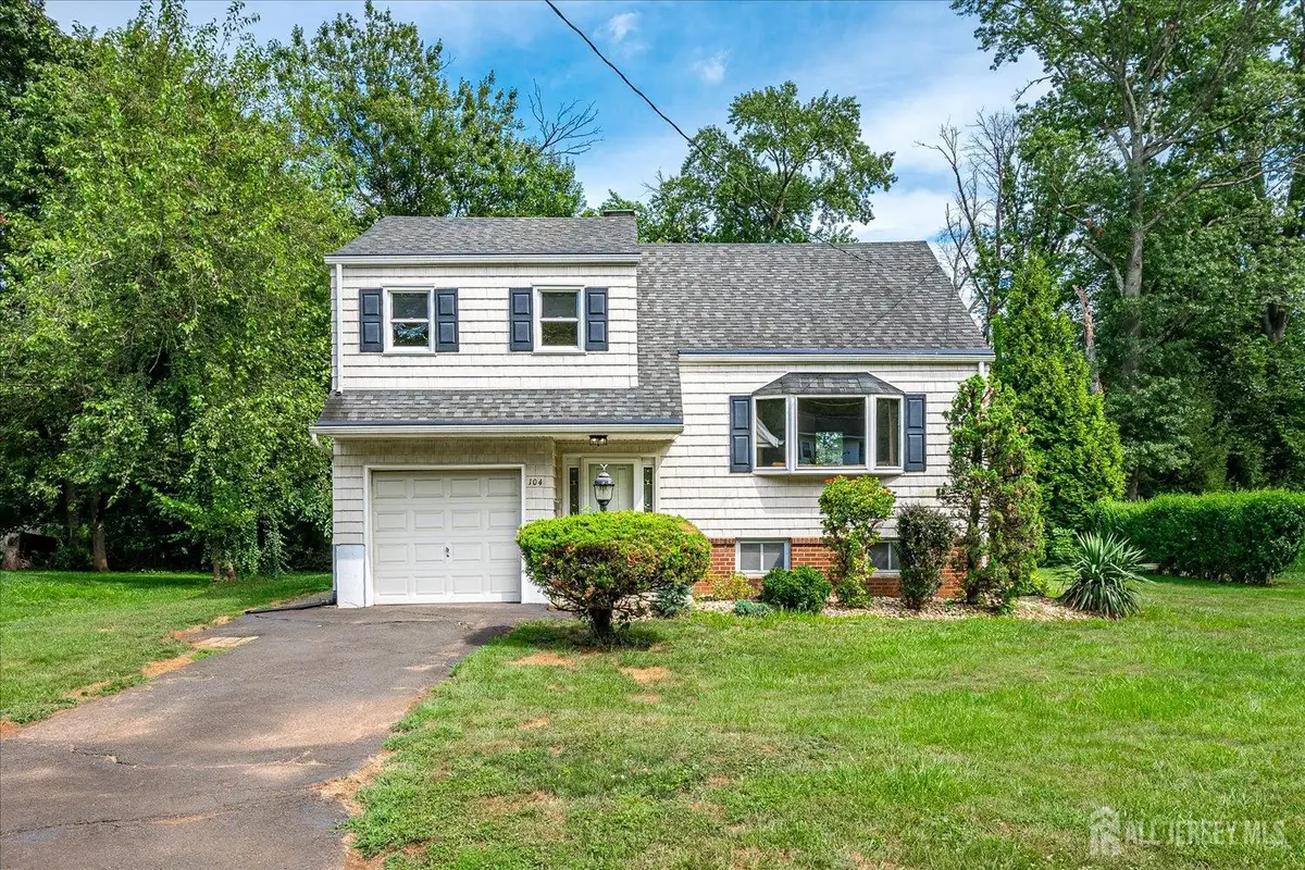 -104 Graybar Drive, North Plainfield, NJ 07062 - Image #1