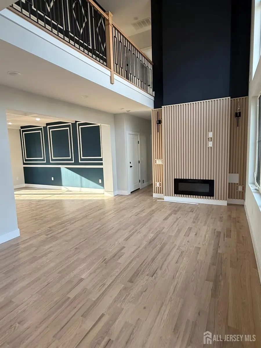 -24 Norton Street, Edison, NJ 08820 - Image #2