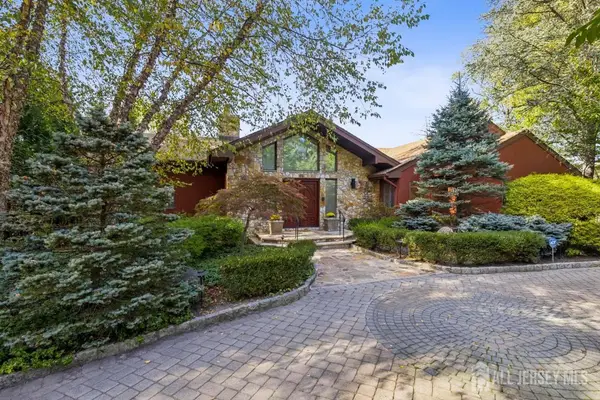 -951 Scioto Drive, Franklin Lakes, NJ 07417