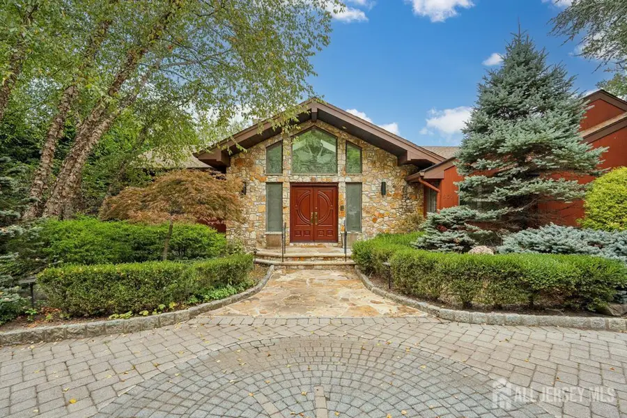 -951 Scioto Drive, Franklin Lakes, NJ 07417 - Image #2