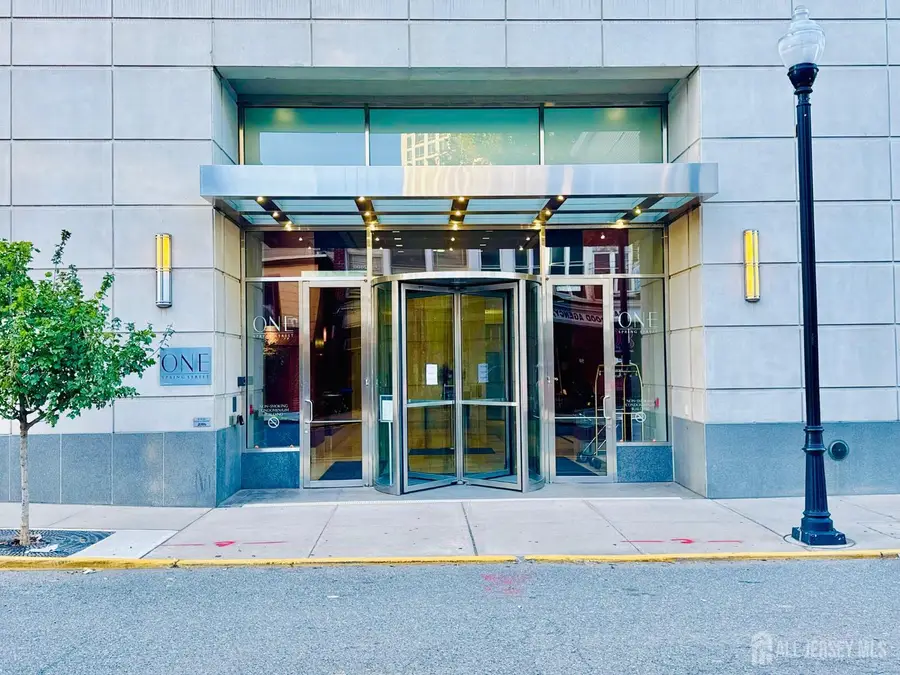 -1 Spring Street #1806, New Brunswick, NJ 08901 - Image #2