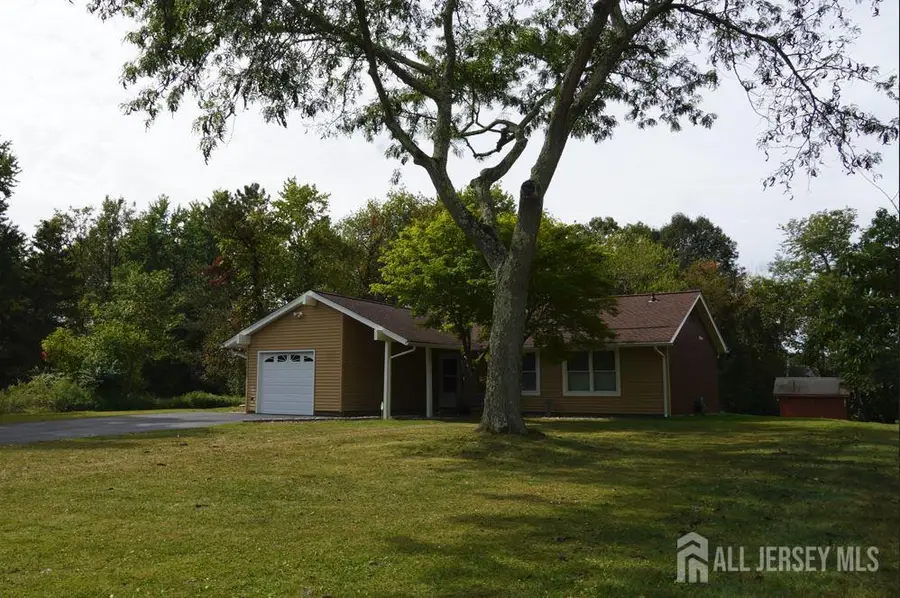 -5 Summit Avenue, Manalapan Township, NJ 07726 - Image #2