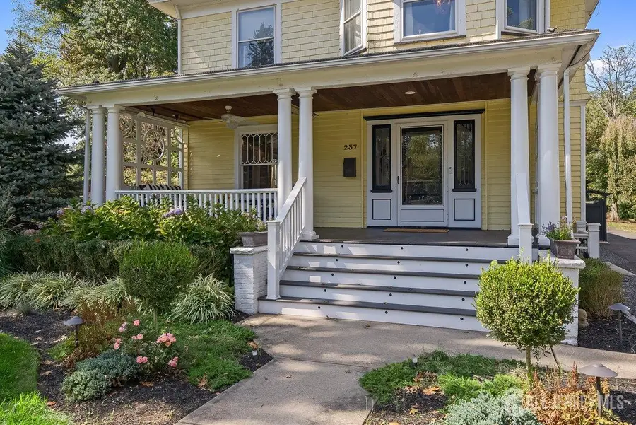 -237 Beechwood Avenue, Middlesex, NJ 08846 - Image #3