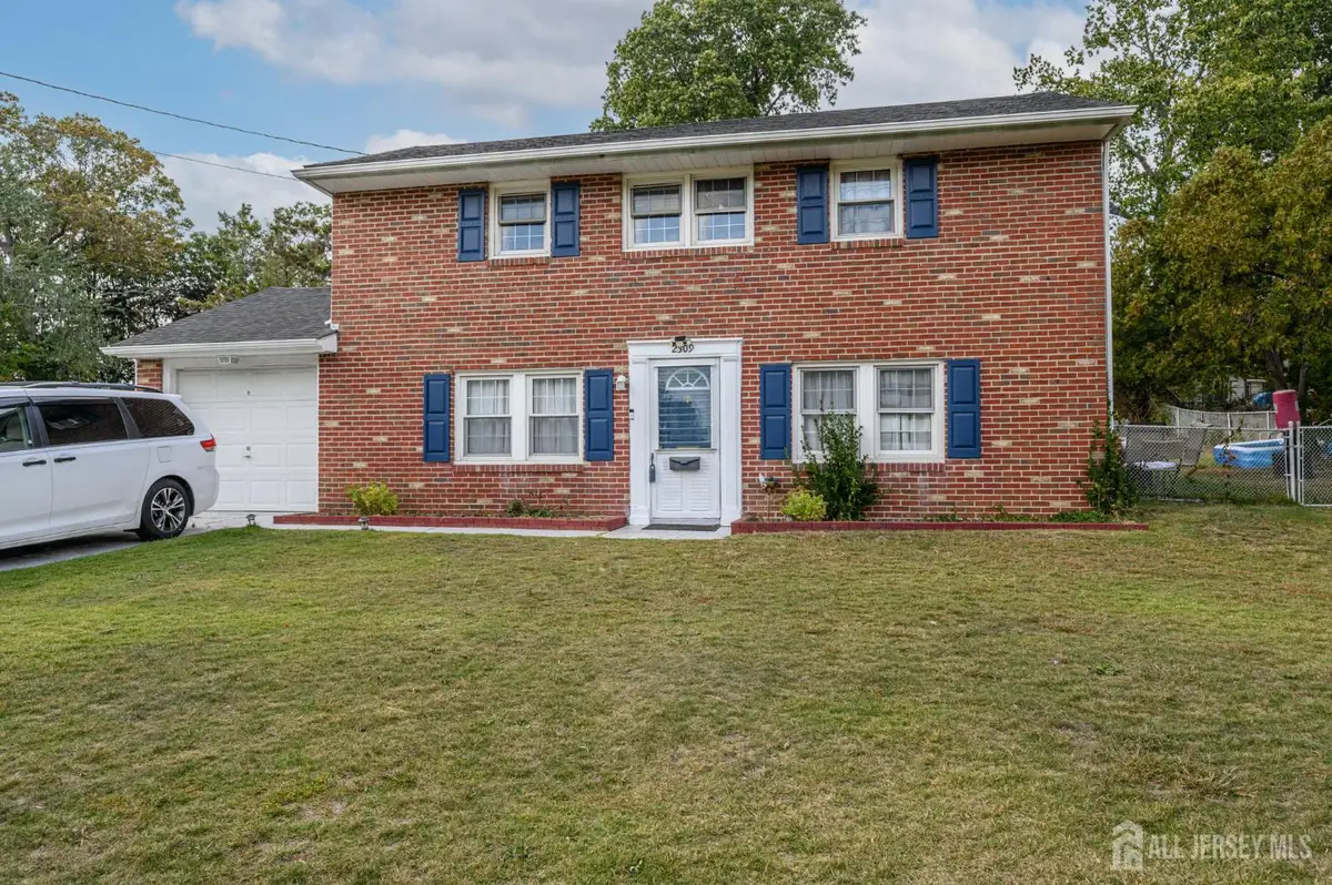 -2309 S Cuthbert Drive S, Lindenwold, NJ 08021 - Image #1