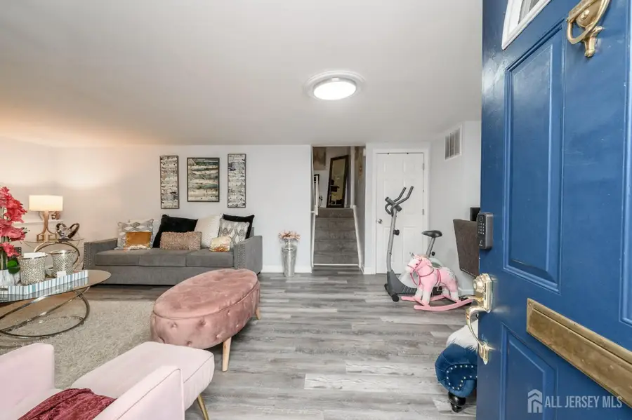 -2309 S Cuthbert Drive S, Lindenwold, NJ 08021 - Image #3