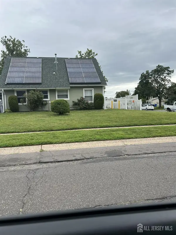 -74 Beaverdale Lane, Willingboro, NJ 08046