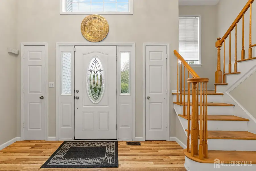 -7 Battista Court, Sayreville, NJ 08872 - Image #3