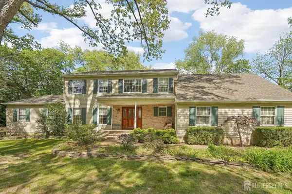 -924 Hughes Drive, Hamilton, NJ 08690