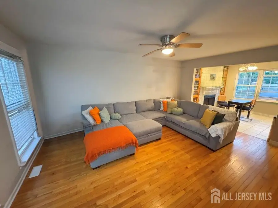 -10 Mochen Court, Sayreville, NJ 08872 - #2