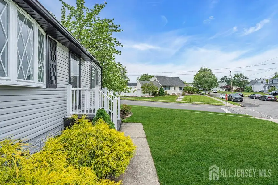 -99 Crestview Road, Fords, NJ 08863 - Image #3