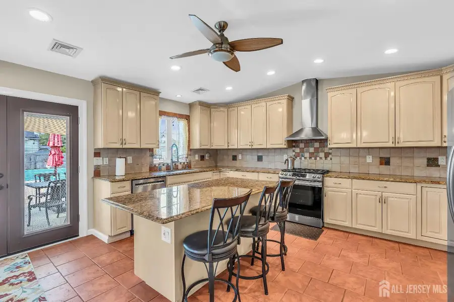 -17 Yorktowne Drive, Yorketown, NJ 07726 - Image #3