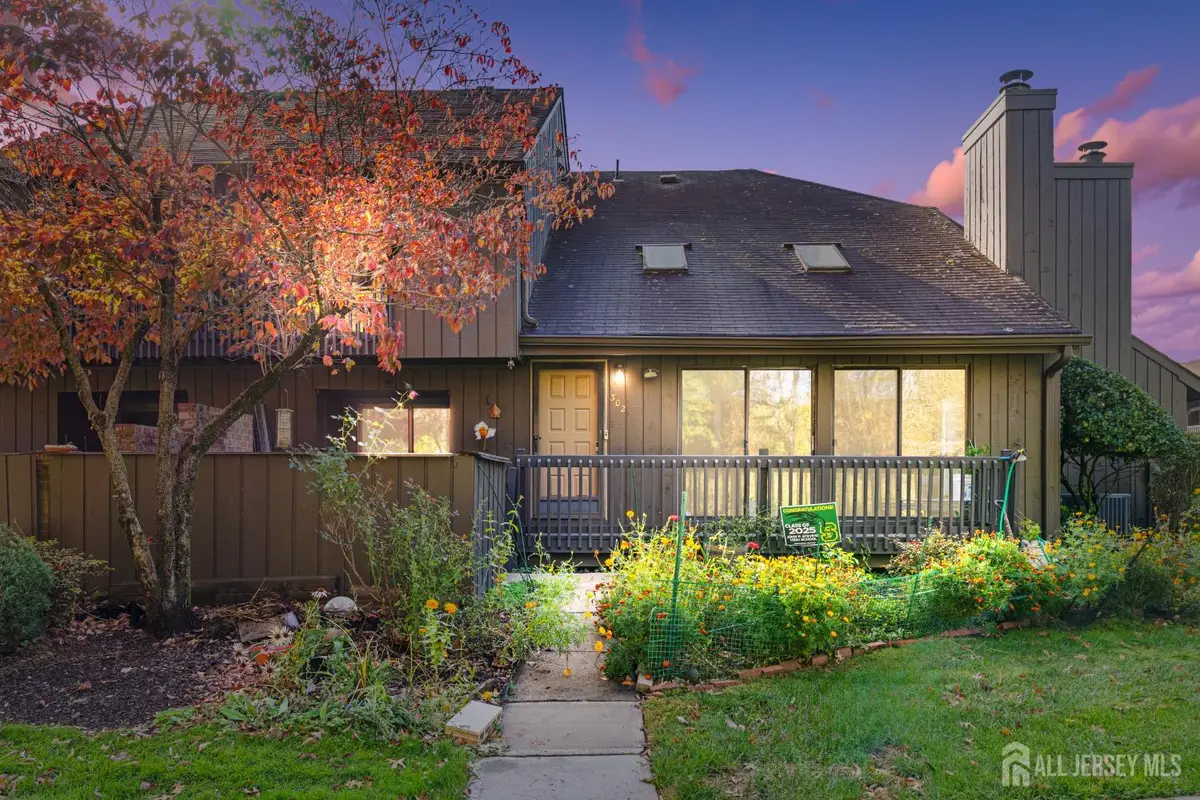 -302 Westgate Drive, Edison, NJ 08820 - #1