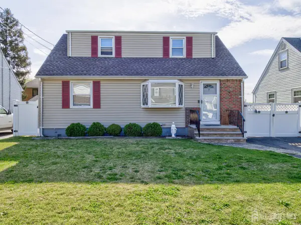 -7 Kenneth Avenue, Sayreville, NJ 08859