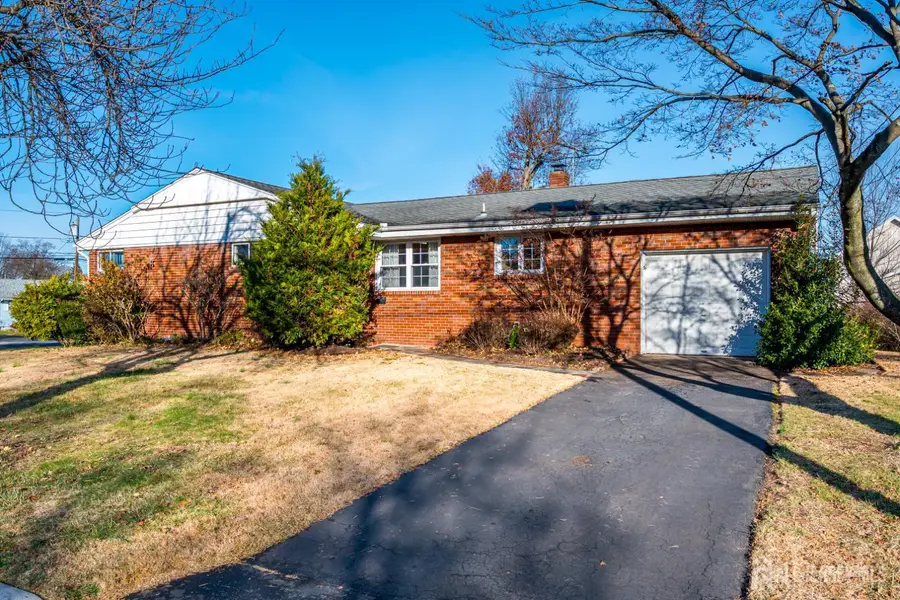 -130 Woodrow Avenue, Piscataway, NJ 08854 - Image #2