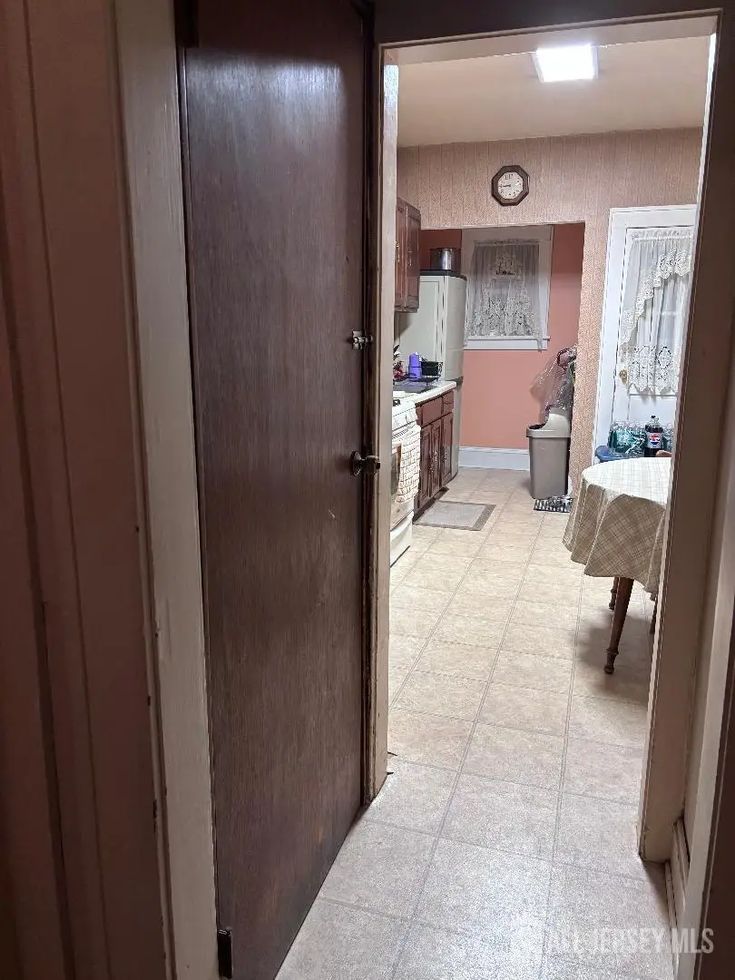 -490 Mckeon Street, Perth Amboy, NJ 08861 - Image #3