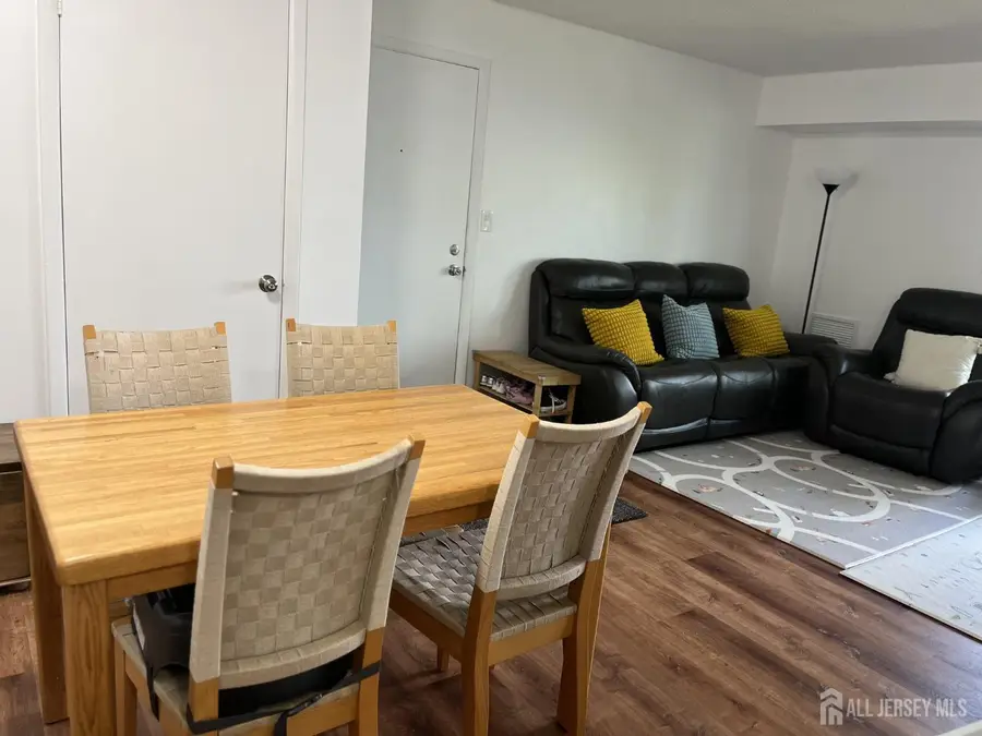 -701 Aspen Drive, Plainsboro, NJ 08536 - Image #3