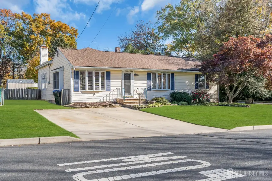 -34 Roosevelt Avenue, East Brunswick, NJ 08816 - Image #3
