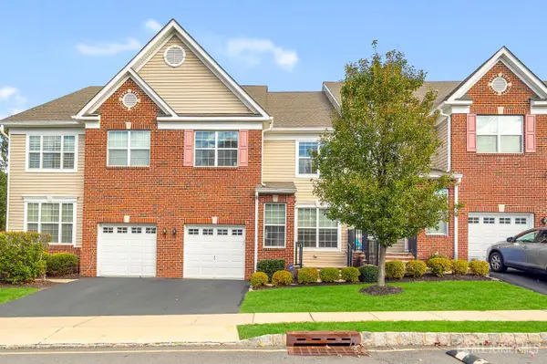 -304 Cambridge Drive, North Brunswick, NJ 08902