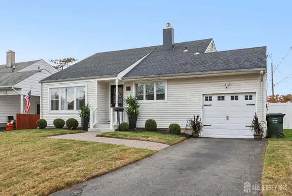 -3 Mckinley Avenue, Colonia, NJ 07067