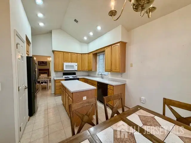 -2 London Drive, Whittingham, NJ 08831 - Image #2