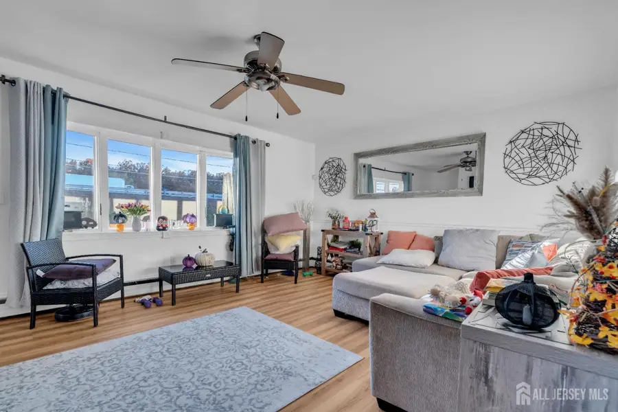 -164 Pennsylvania Avenue, Perth Amboy, NJ 08861 - Image #3