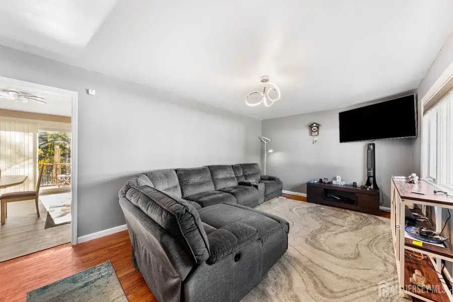 -479 Chain O' Hills Road, Colonia, NJ 07067 - Image #3