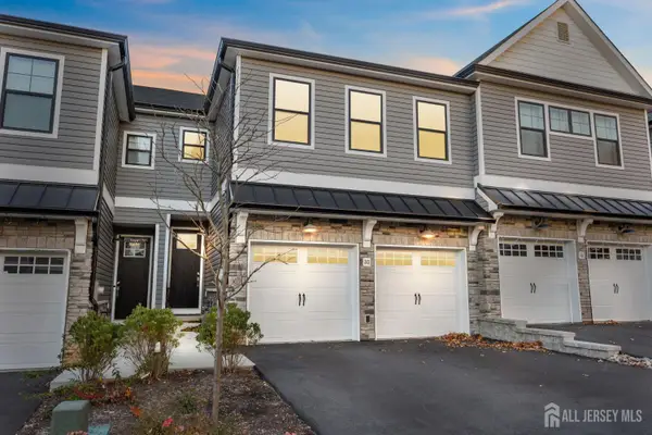 -20 Mildred Gill Lane, Denville, NJ 07834