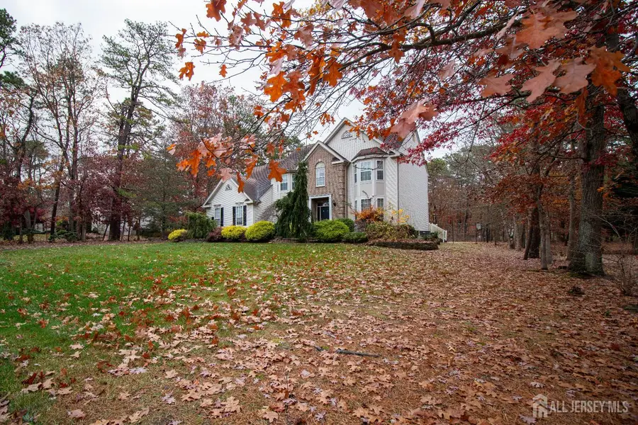 -102 Erin Drive, Jackson, NJ 08527 - Image #2