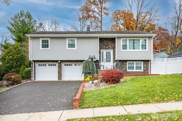 -117 E Elmwood Drive E, South Plainfield, NJ 07080