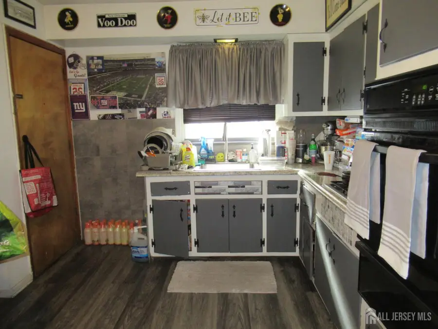 -779-777 Roosevelt Avenue, Carteret, NJ 07008 - Image #3