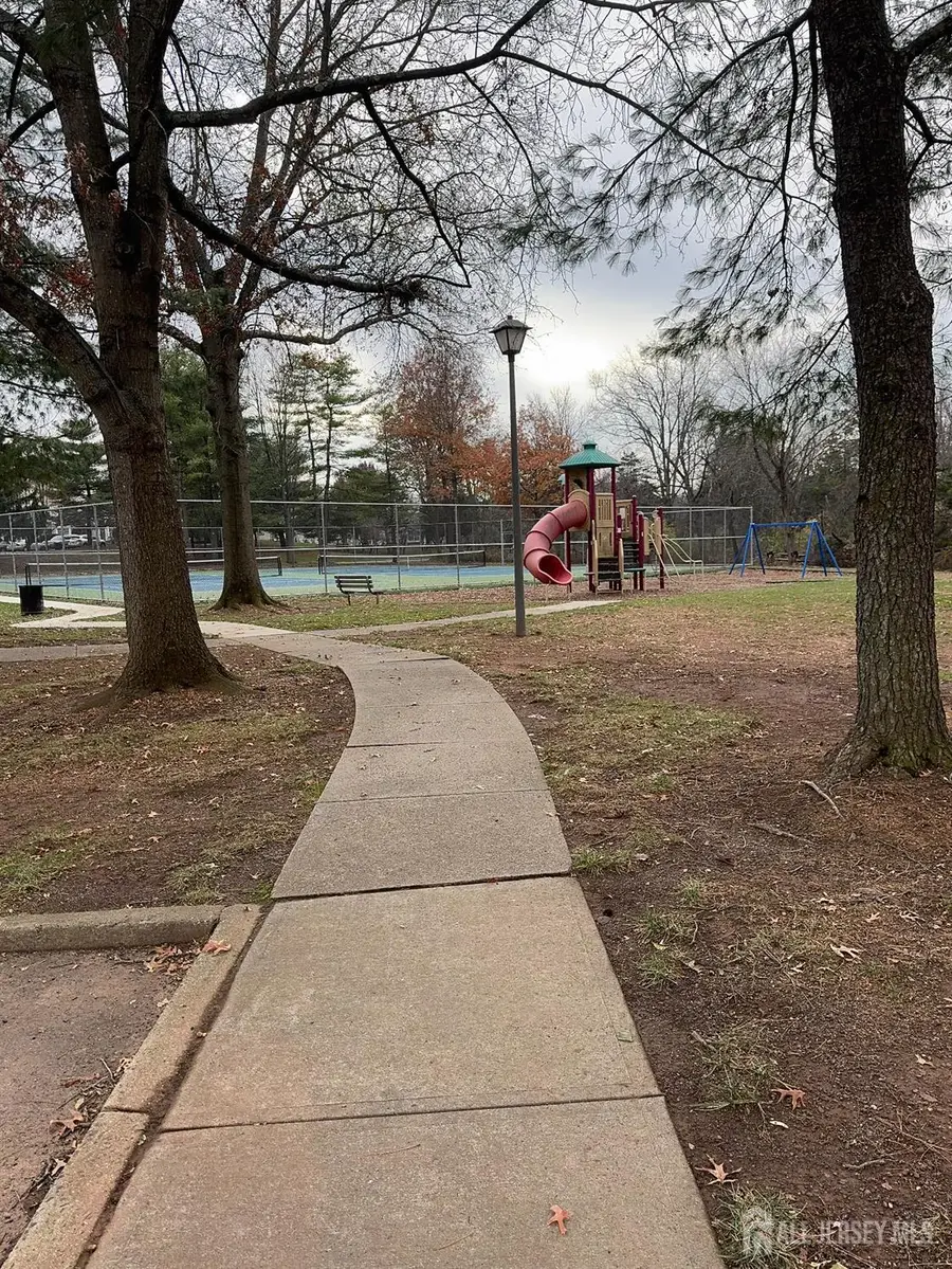 -58 Canterbury Circle, Somerset, NJ 08873 - #3