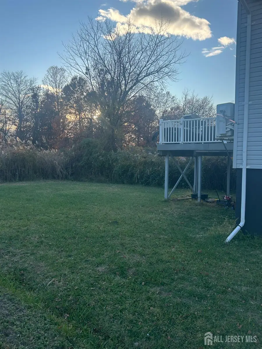 -140 S Robert Street, Sewaren, NJ 07077 - #3